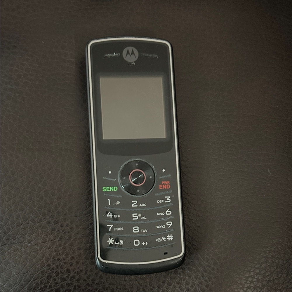762.Motorola W175g Very Rare - For Collectors Tracfone
